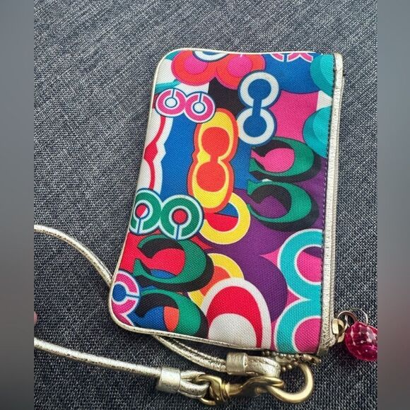 COACH Poppy Wristlet Multicolor Signature Print - Picture 5 of 10